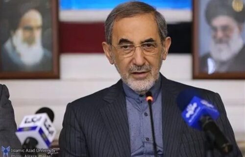ولایتی: امروز خانواده آمریکایی هزینه قمار سردمدارانش را نقداً می‌دهد
