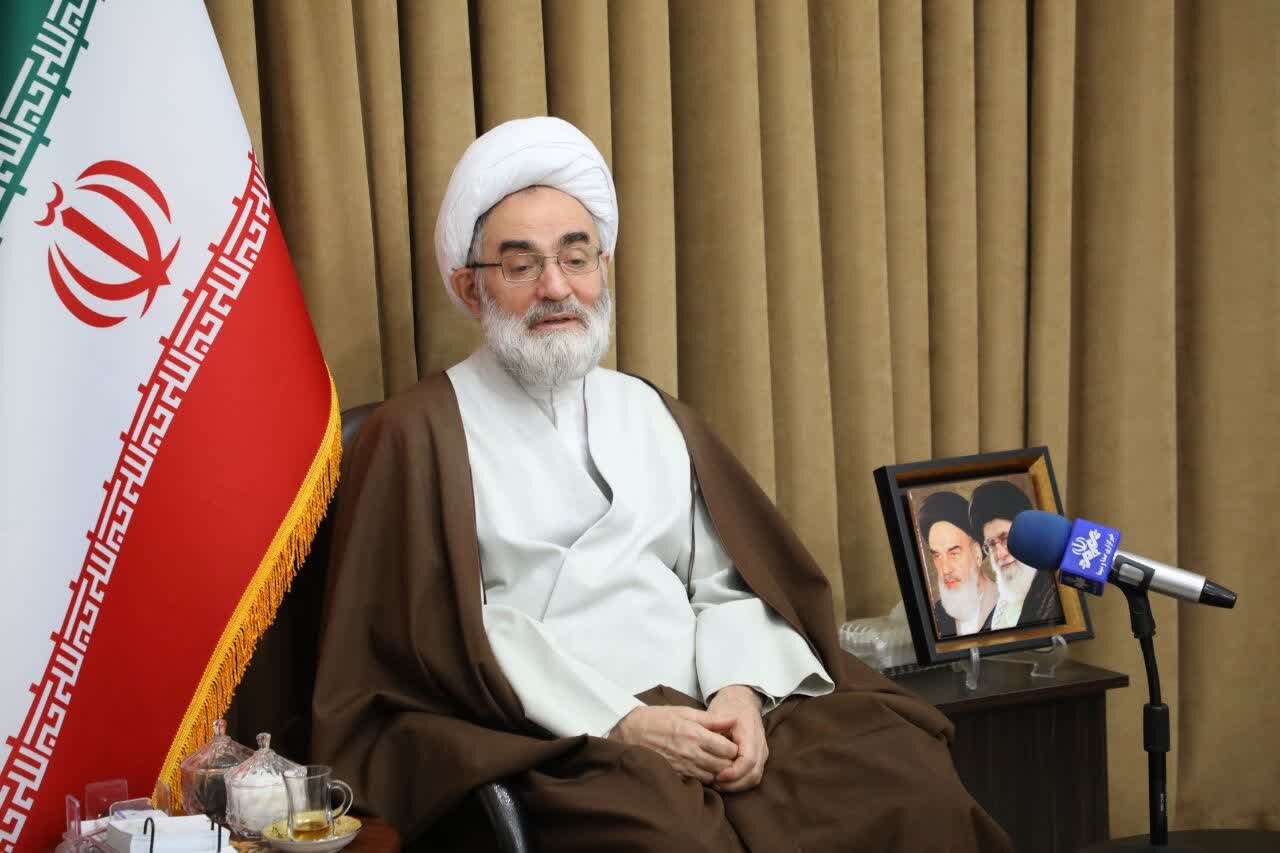 آیت الله فلاحتی: هویت ایرانی و دینی نسل جوان باید تقویت شود